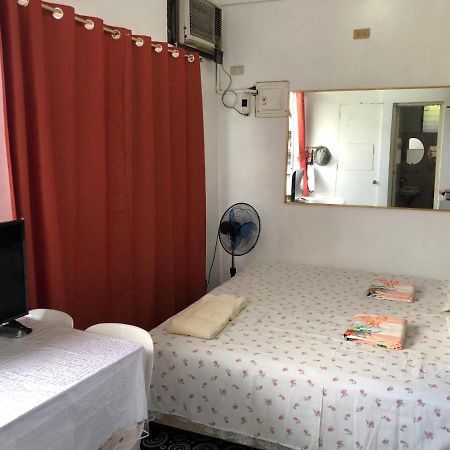 The Mansion - 2 Pax Solo Budget Room Near Airport Terminal Маніла Екстер'єр фото